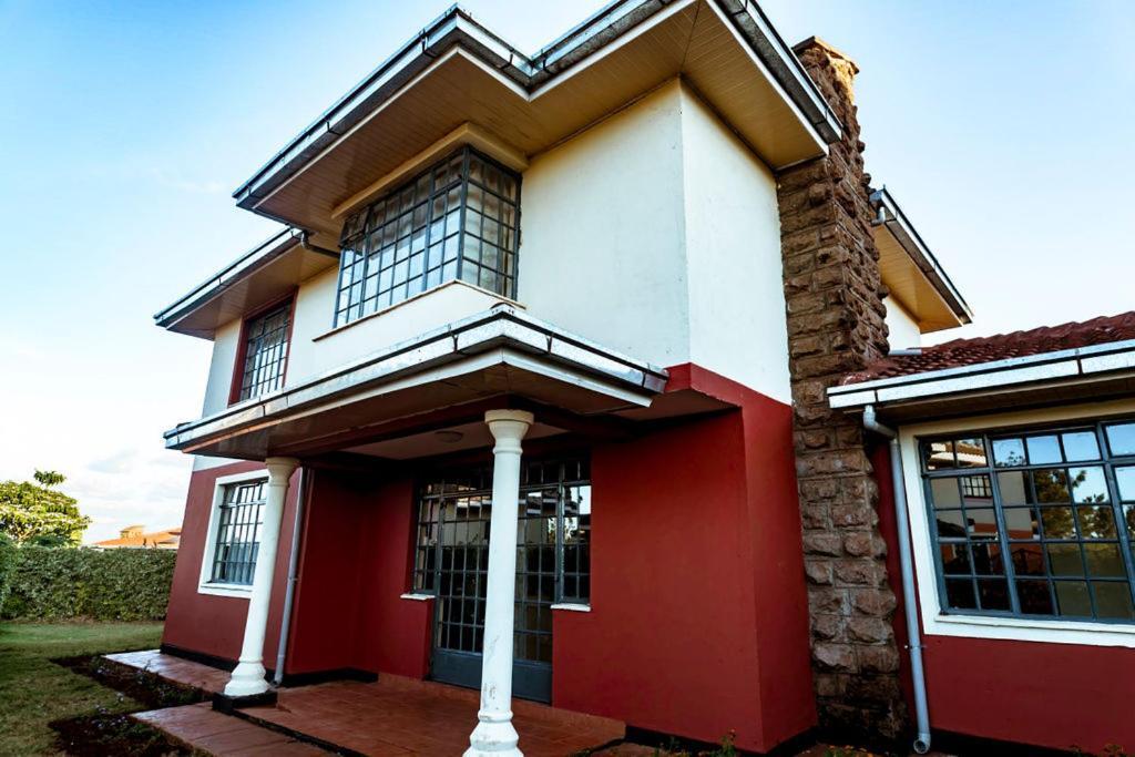 Fourways Junction Villa Nairobi Esterno foto