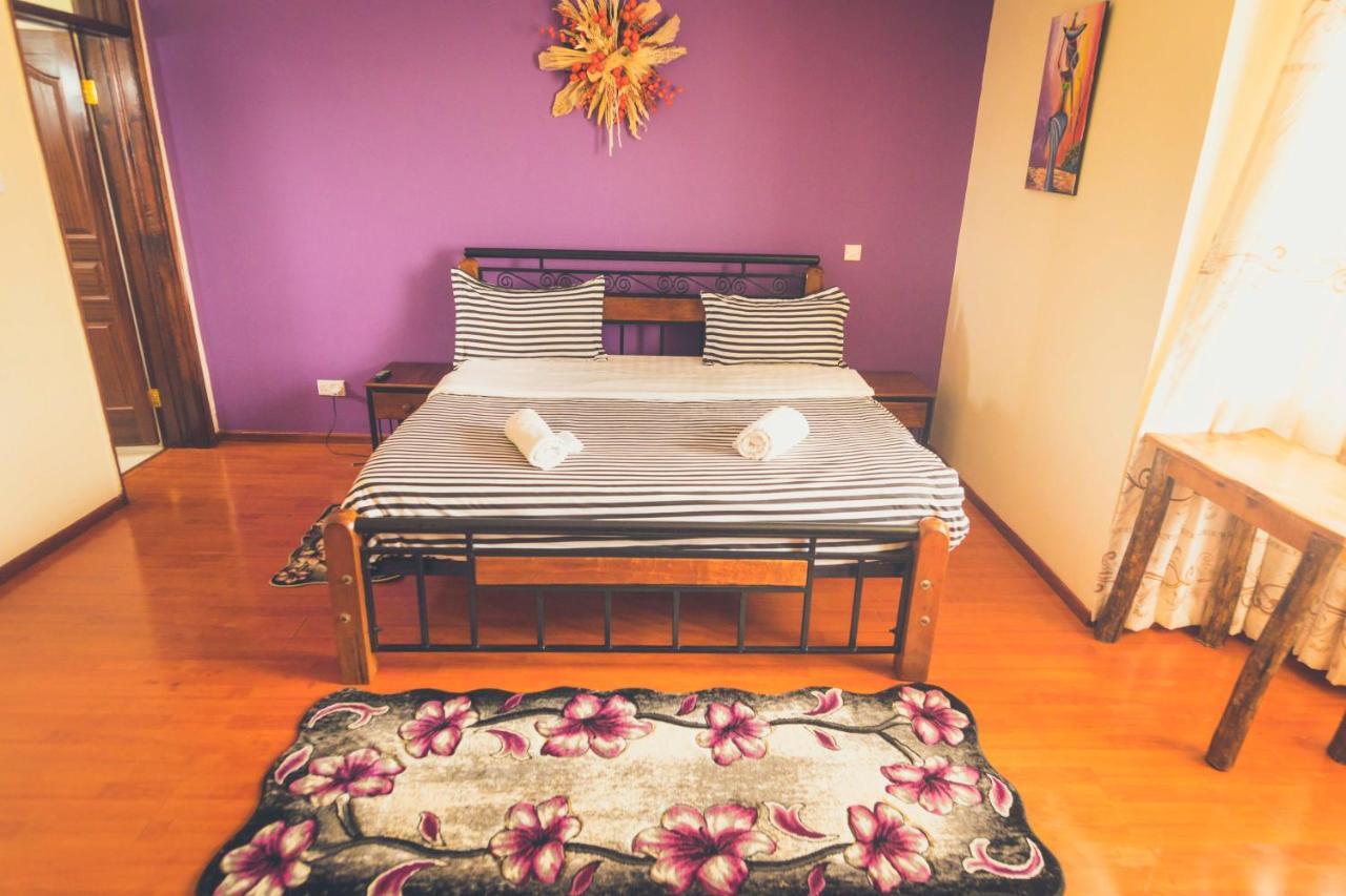 Fourways Junction Villa Nairobi Esterno foto