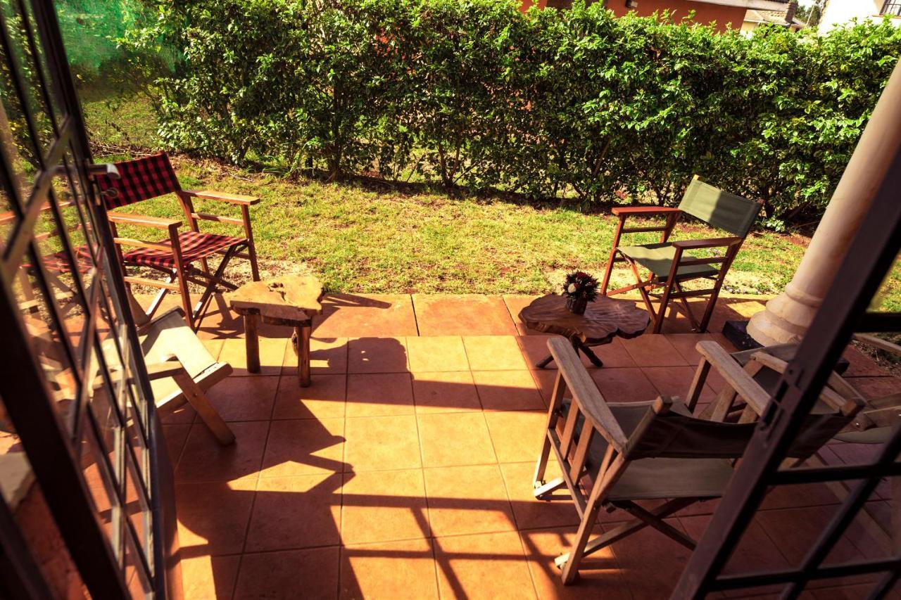 Fourways Junction Villa Nairobi Esterno foto