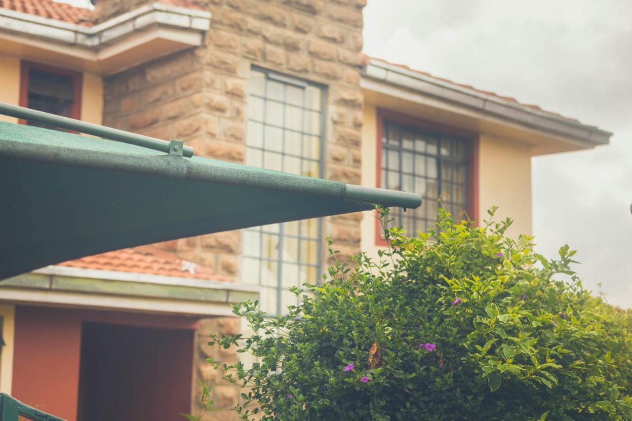 Fourways Junction Villa Nairobi Esterno foto