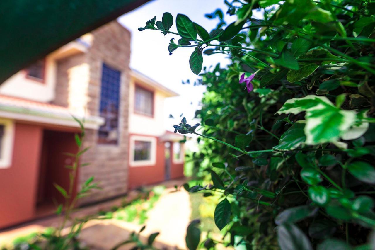 Fourways Junction Villa Nairobi Esterno foto